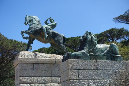 Rhodes Memorial